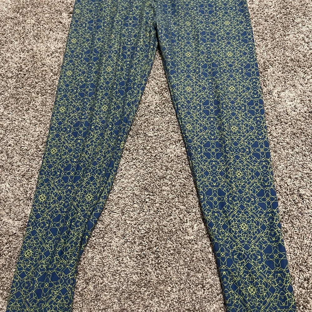 LuLaRoe Navy and Lime Geometric Leggings